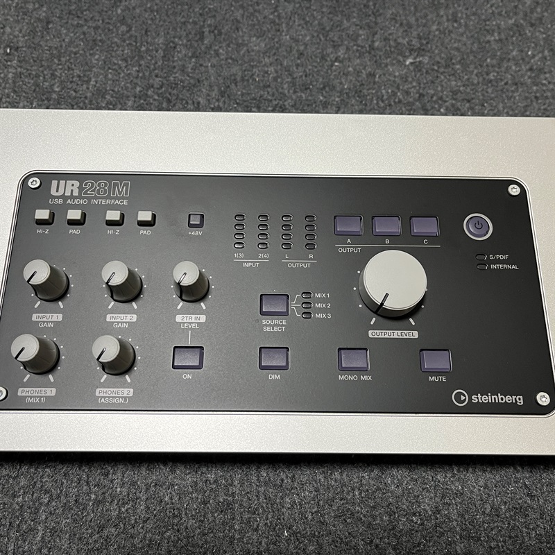 Steinberg UR28Mの画像